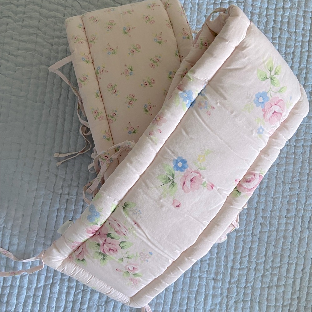Shabby chic pottery barn kids crib bumper